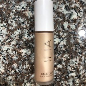 Ilia Liquid Light Highlighter - missing one use